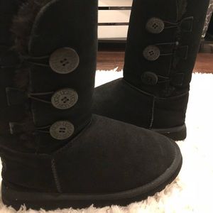Black Ugg Bailey Triple Button Boots - Size 11